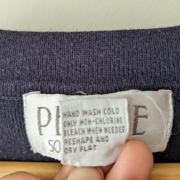 Vintage navy blue embroidered cardigan - Picture 3 of 5